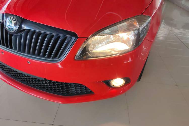 Used Skoda Fabia 2012 1.6L Automatic Sport Edition
