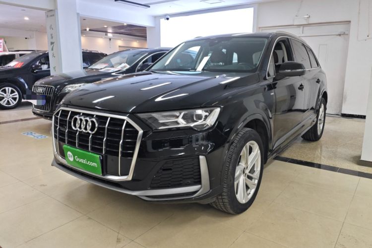 Used Audi Q7 2023 45 TFSI quattro S line Sport model