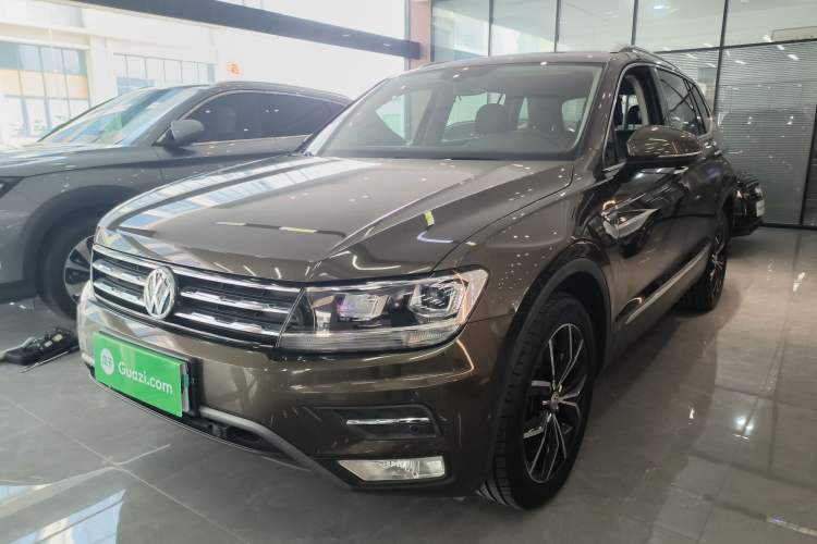 Used Volkswagen Tiguan L 2019 330TSI Automatic Two-Wheel Drive Smart Luxury Version China V Emission Standard
