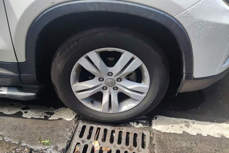 Used Changan CS75 2016 1.8T Automatic Elite Model China V Standard
