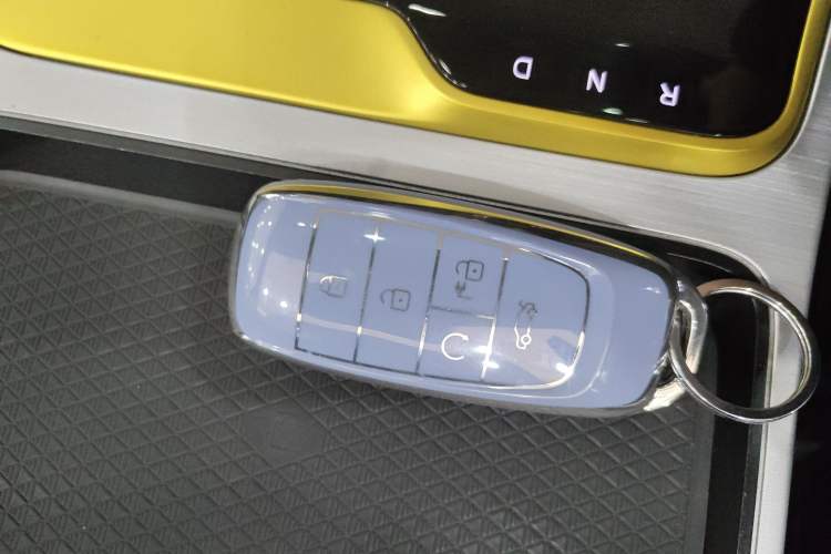 Used AION Y 2022 70 Tech Edition Lithium Iron Phosphate
