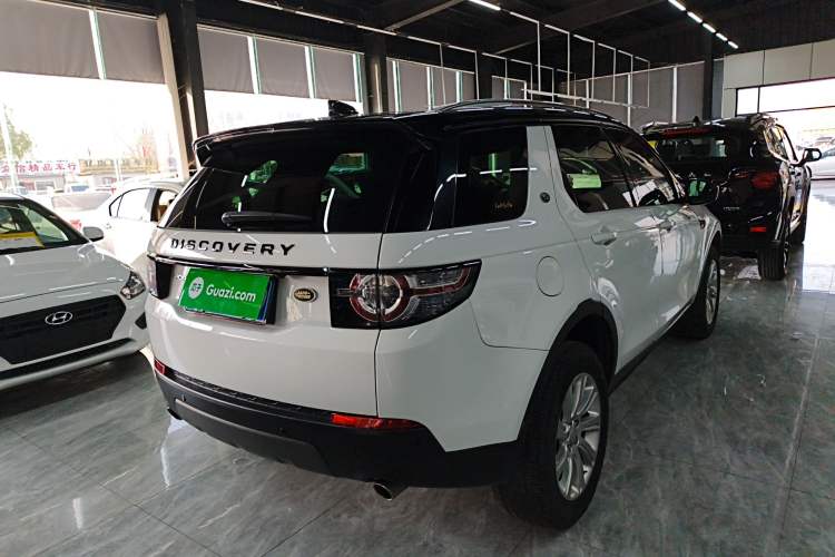Used Land Rover Discovery Sport 2019 240 PS SE Version China VI Standard
