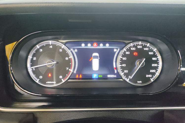 Used GAC Trumpchi M6 2019 270T DCT Luxury Edition (7-seater) China VI
