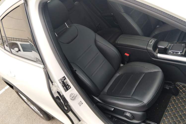 Used Mercedes-Benz GLA 2023 Facelifted GLA 200
