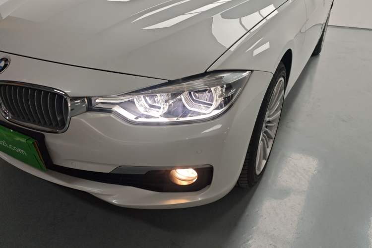 Used BMW 3 Series 2018 320Li Fashion Model
