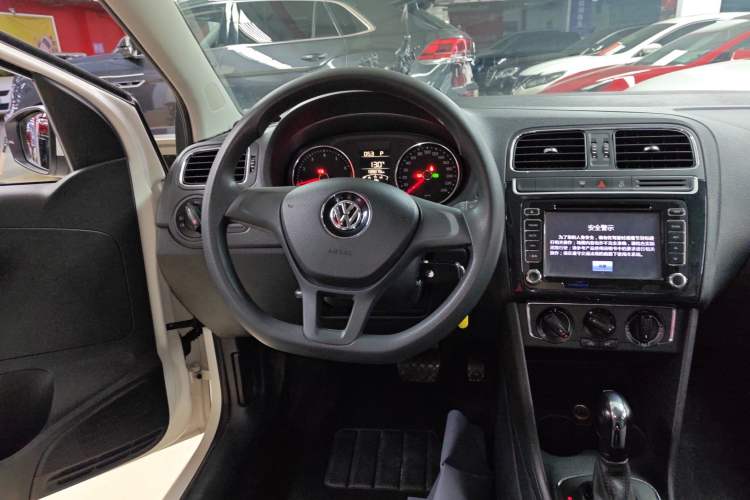 Used Volkswagen Polo 2014 1.6L Automatic Comfort Edition