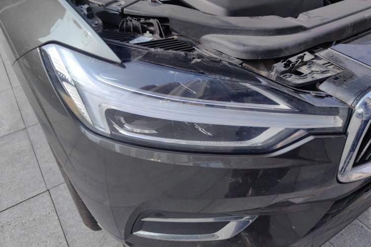 Used Volvo XC60 2019 T5 4x4 Zhiyuan Edition China VI Standard
