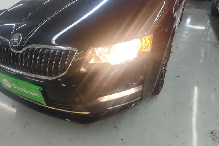 Used Skoda Octavia 2017 TSI280 DSG Smart Drive Edition
