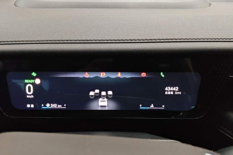 Used Wey Mocha 2021 2.0T Two-Wheel-Drive Ultra-Strong Version
