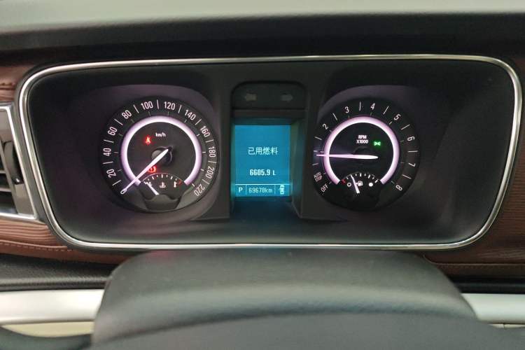 Used Buick GL8 2017 25S Luxury Version China V Standard
