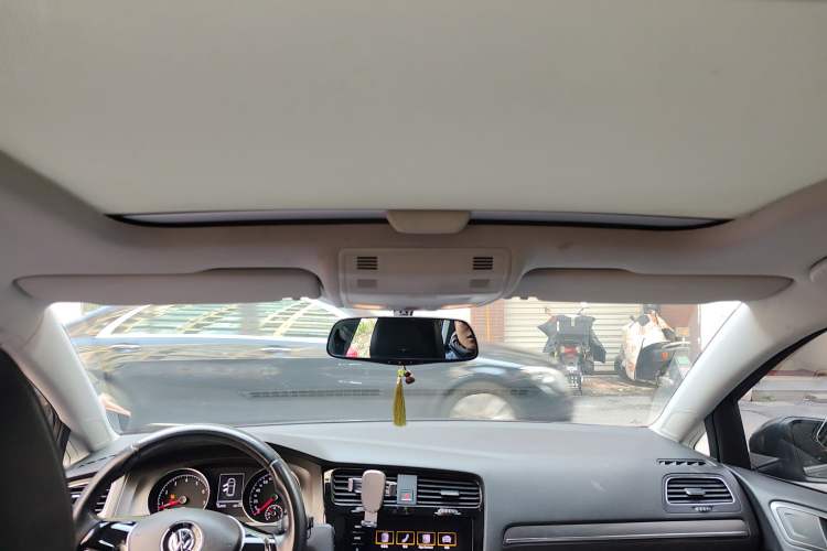 Used Volkswagen Golf 2014 1.4TSI Automatic Comfort Model
