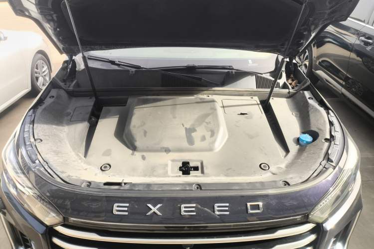 Used  Lanyue C-DM 2025 180 Ultra-Long Range Ultra All-Wheel Drive 6-Seater
