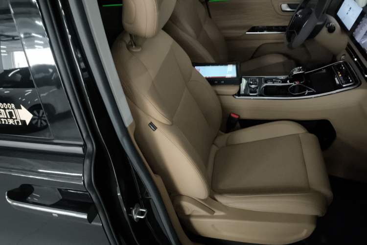 Used  RF8 2024 Zhiling Edition 2.0T Flagship Model
