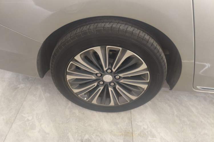 Used Buick GL8 2023 ES Lu Zun Smart Flagship Model
