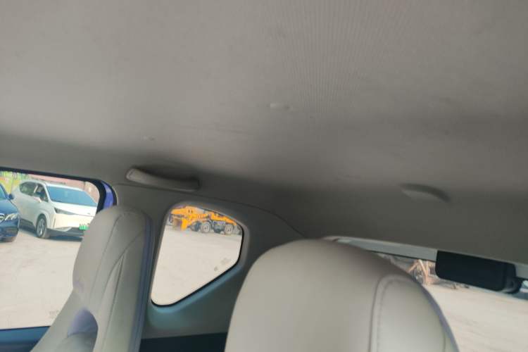 Used Wuling Hongguang MINIEV 2021 Macaron Fashion Edition Lithium-Ion Battery
