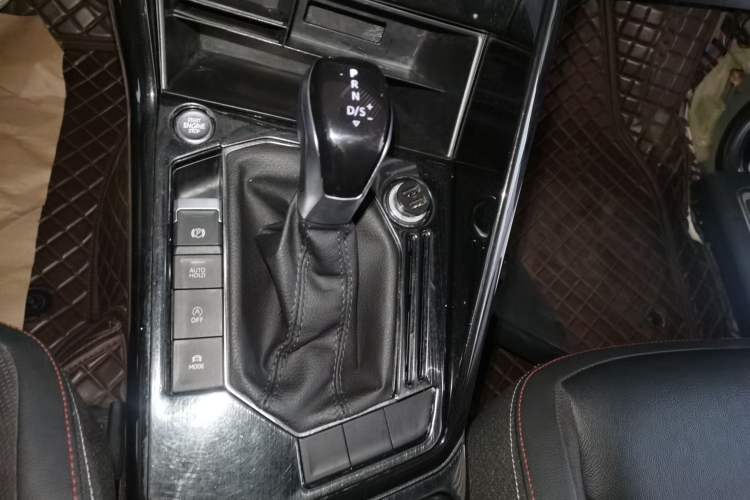 Used Volkswagen Tayron 2021 330TSI Two-Wheel Drive Luxury Smart Connectivity Version