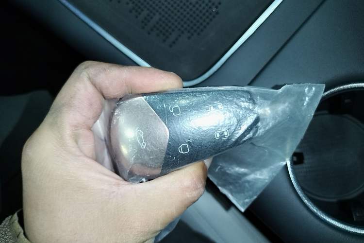 Used VOYAH Dream 2025 PHEV Four-Wheel-Drive Flagship Kunpeng Edition
