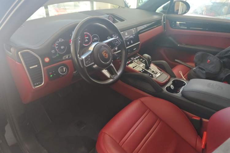 Used Porsche Cayenne 2019 Cayenne Coupé 3.0T
