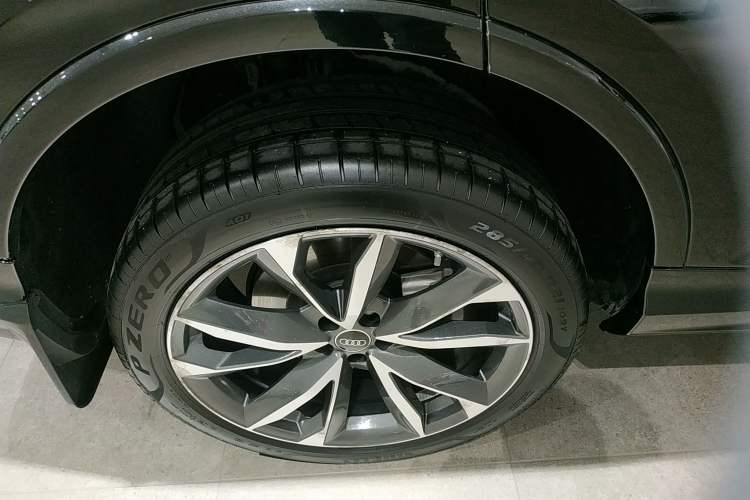 Used Audi Q7 2023 55 TFSI quattro S line Sport Edition