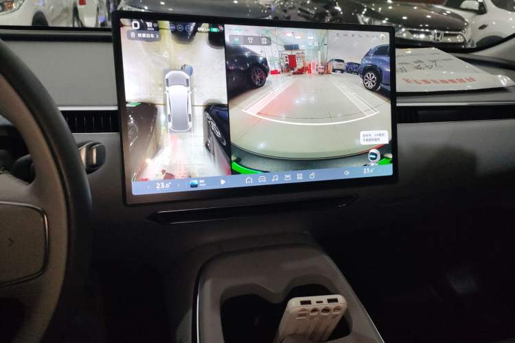 Used XPeng MONA M03 2024 620 with Ultra-Long Range
