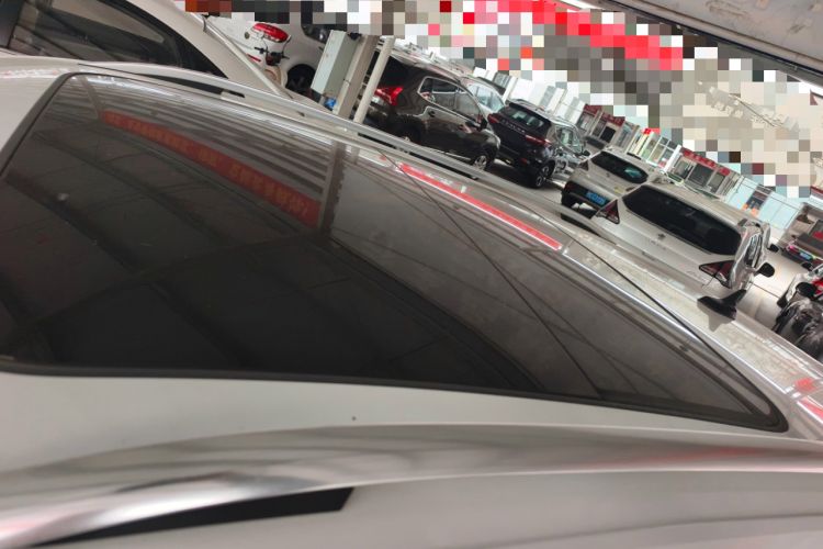 Used Volkswagen T-ROC 2023 300TSI DSG Two-Wheel-Drive Chen Guang Edition
