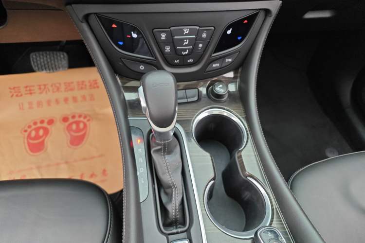 Used Buick Envision 2018 20T Two-Wheel-Drive Elite Model
