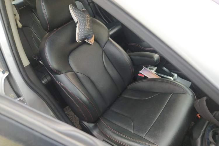 Used Haval H6 2015 Upgraded Model 1.5T Manual Two-Wheel Drive Elite Version