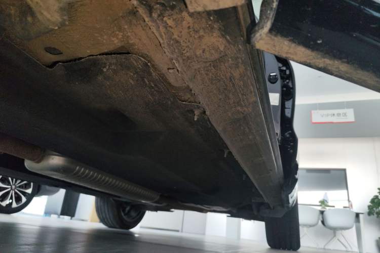 Used Hongqi HS5 2023 2.0T Four-Wheel Drive Flagship Pro Edition
