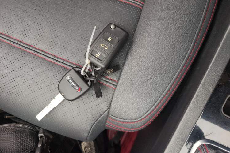 Used Yema T70 2016 Upgraded Model 1.8L Manual Comfort Version
