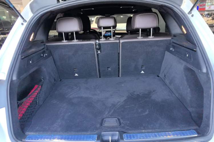 Used Mercedes-Benz GLC 2020 GLC 260 L 4MATIC Luxury Model