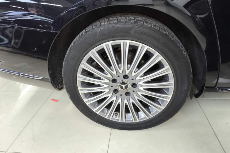 Used Mercedes-Benz E-Class 2020 E 300 L Luxury Model
