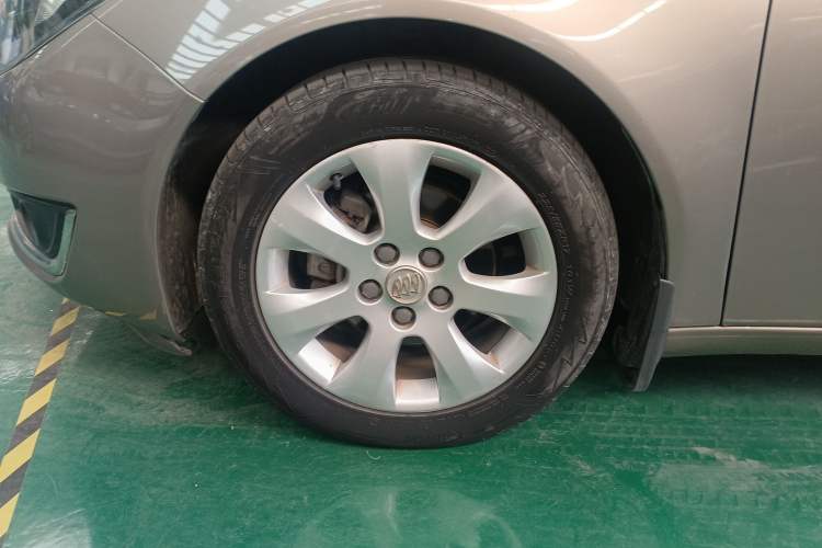 Used Buick Regal 2014 2.0L Leading Fashion Edition
