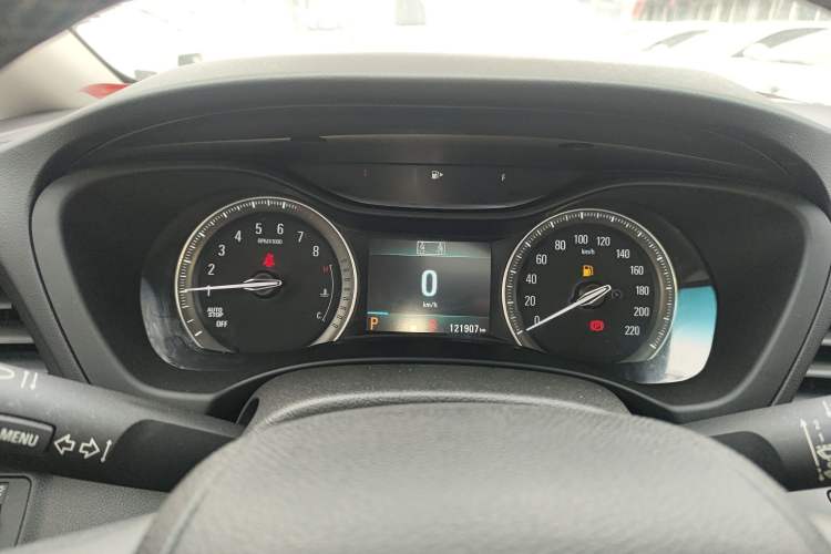 Used Buick GL6 2018 18T 6-Seater Prestige Model