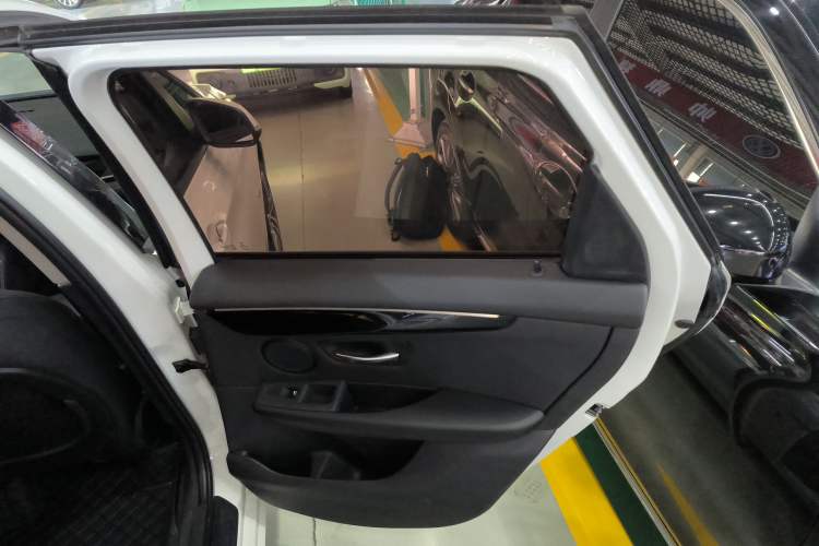 Used BMW 2 Series Active Tourer 2016 218i Sports Design Package
