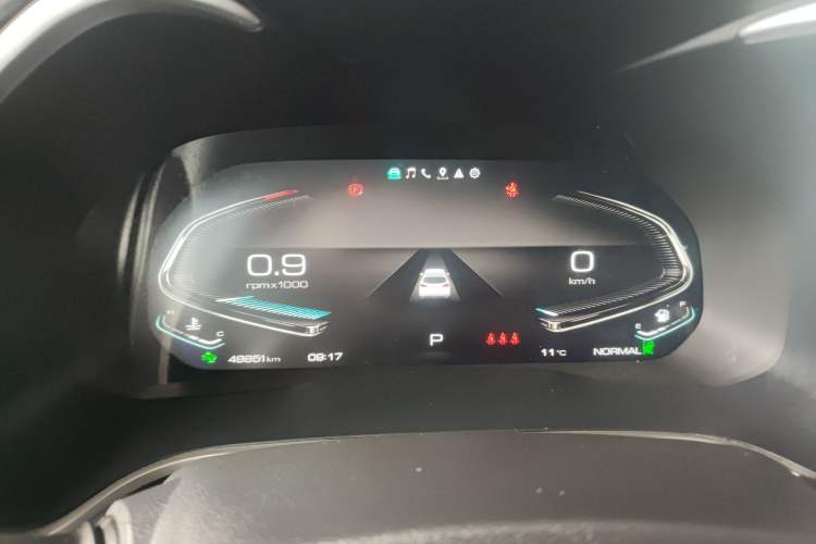 Used Wey VV6 2021 2.0T Two-Wheel Drive Smart Plus
