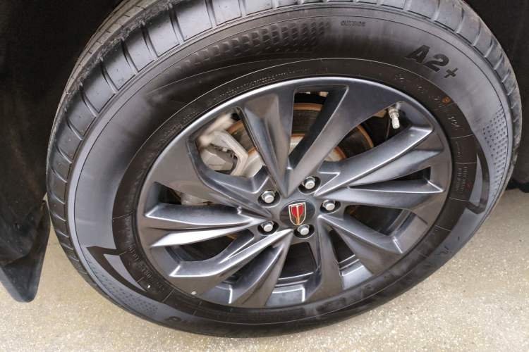 Used Hongqi HS5 2025 2.0T Two-Wheel Drive Flagship Pro Edition
