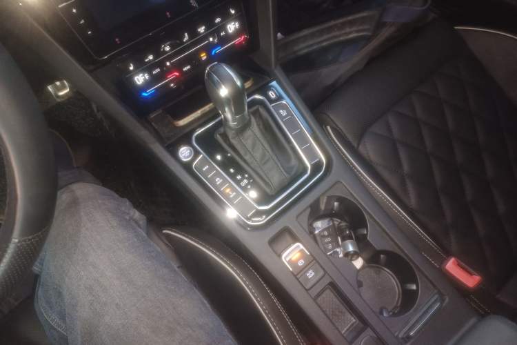 Used Volkswagen Magotan GTE Plug-in Hybrid 2022 GTE Luxury Model
