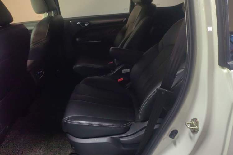 Used GAC Trumpchi M6 2021 PRO 270T DCT Luxury Edition
