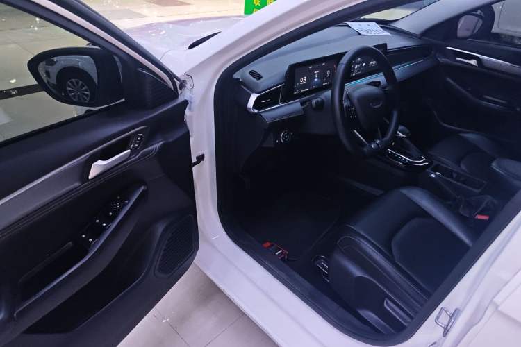 Used Ford Escort 2021 1.5L Automatic Diamond Edition
