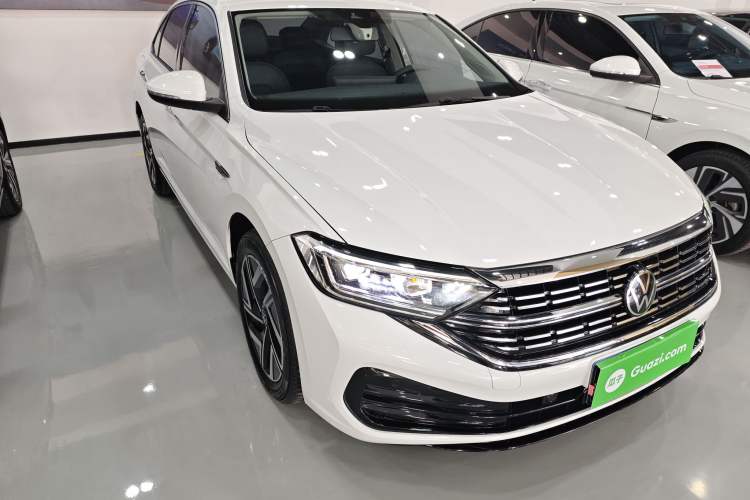 Used Volkswagen Sagitar 2023 300TSI DSG Excellence Edition
