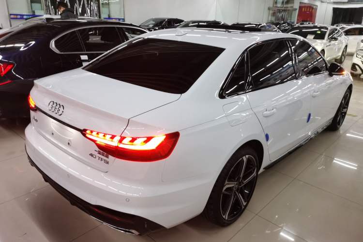 Used Audi A4L 2025 2 Million Units Enjoyment Version 40 TFSI Luxury Dynamic Edition
