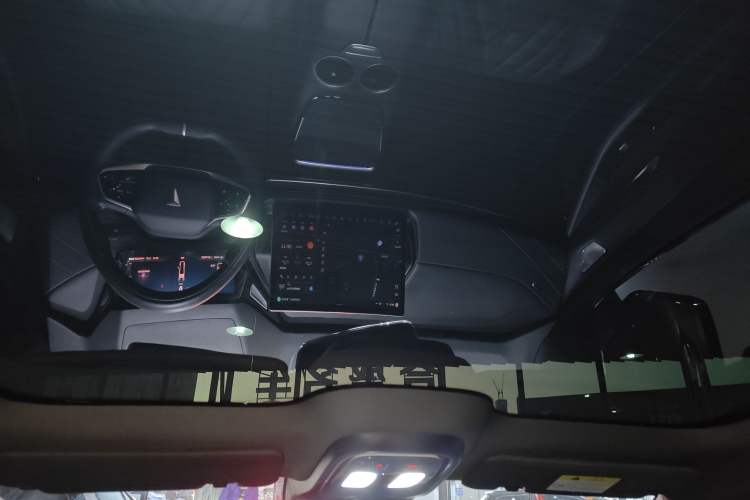 Used  SL03 2023 200Max Range-Extended Version