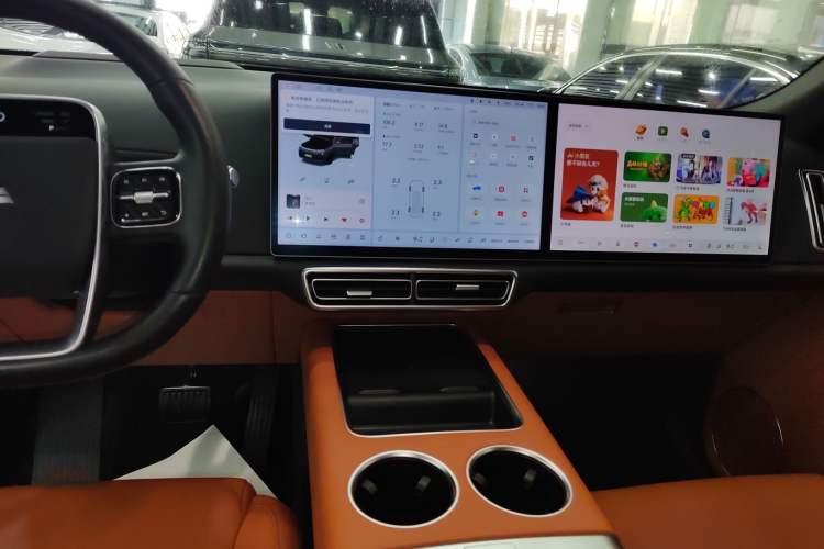 Used Li Auto L8 2023 Pro Model
