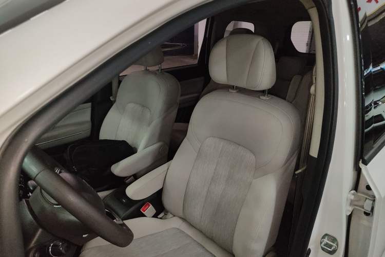 Used GAC Trumpchi M6 2019 270T Automatic Elite Edition (7-seater) China V Standard
