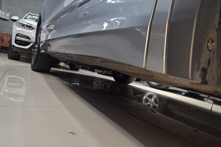 Used Volkswagen Tiguan L 2022 330TSI Automatic Two-Wheel Drive R-Line Enhanced Edition
