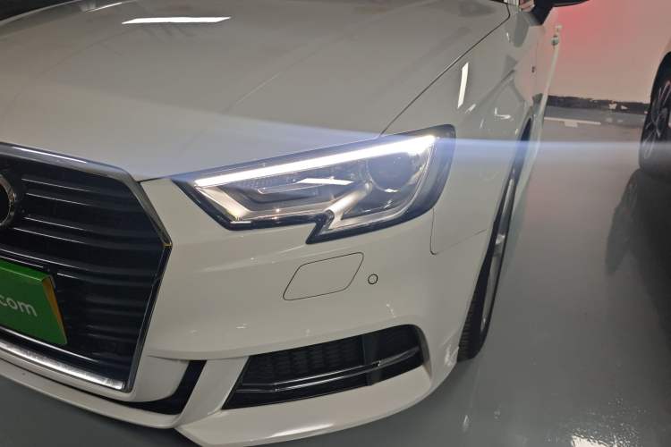 Used Audi A3 2017 Limousine 35 TFSI Fashion Model