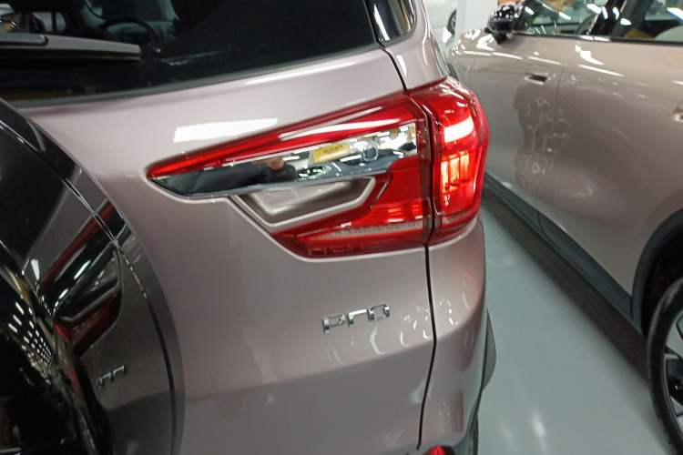 Used BYD Yuan Pro 2023 401KM Luxury Version
