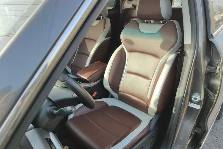 Used Geely Auto Emgrand X7 Sport 2022 1.8TD DCT Zhiya Trim
