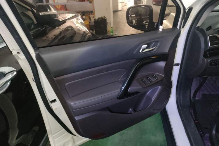 Used GAC Trumpchi GS4 2017 235T Automatic Two-Wheel Drive Luxury Smart Connectivity Version
