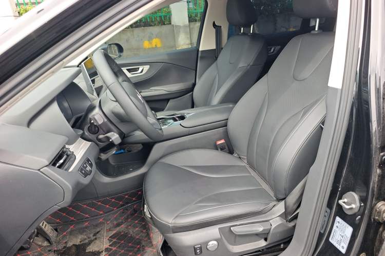 Used Hongqi E-QM5 2024 500km Range Edition
